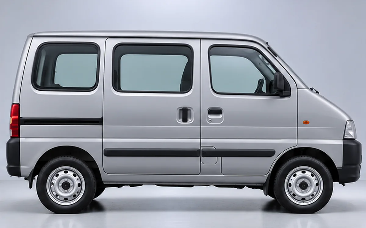 Maruti Suzuki Eeco with Black beading fitted