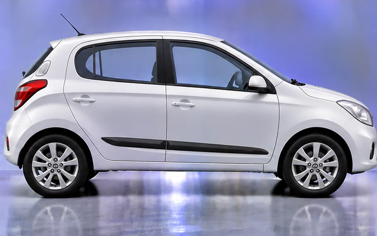 Hyundai i20, Black beading