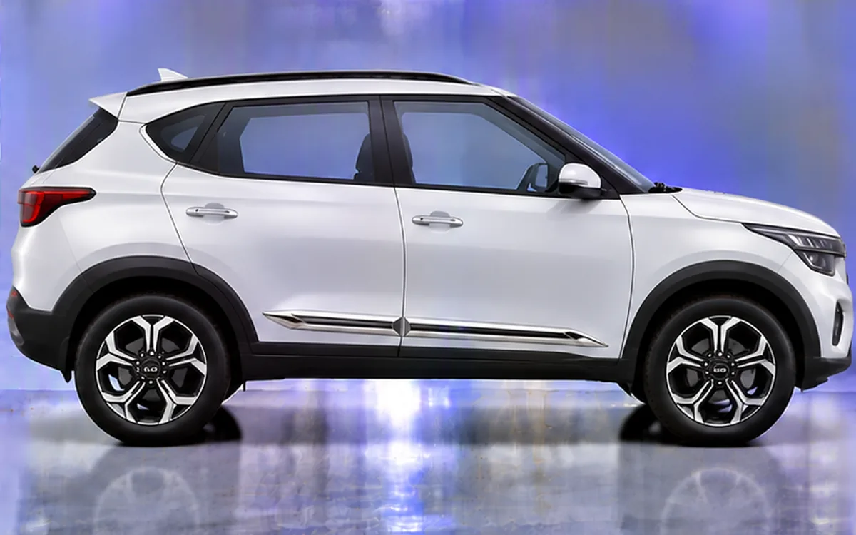 Kia Sonet, Full Chrome beading