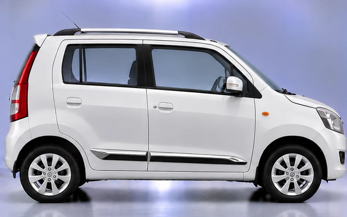 Maruti Suzuki Wagon R, Half Chrome beading