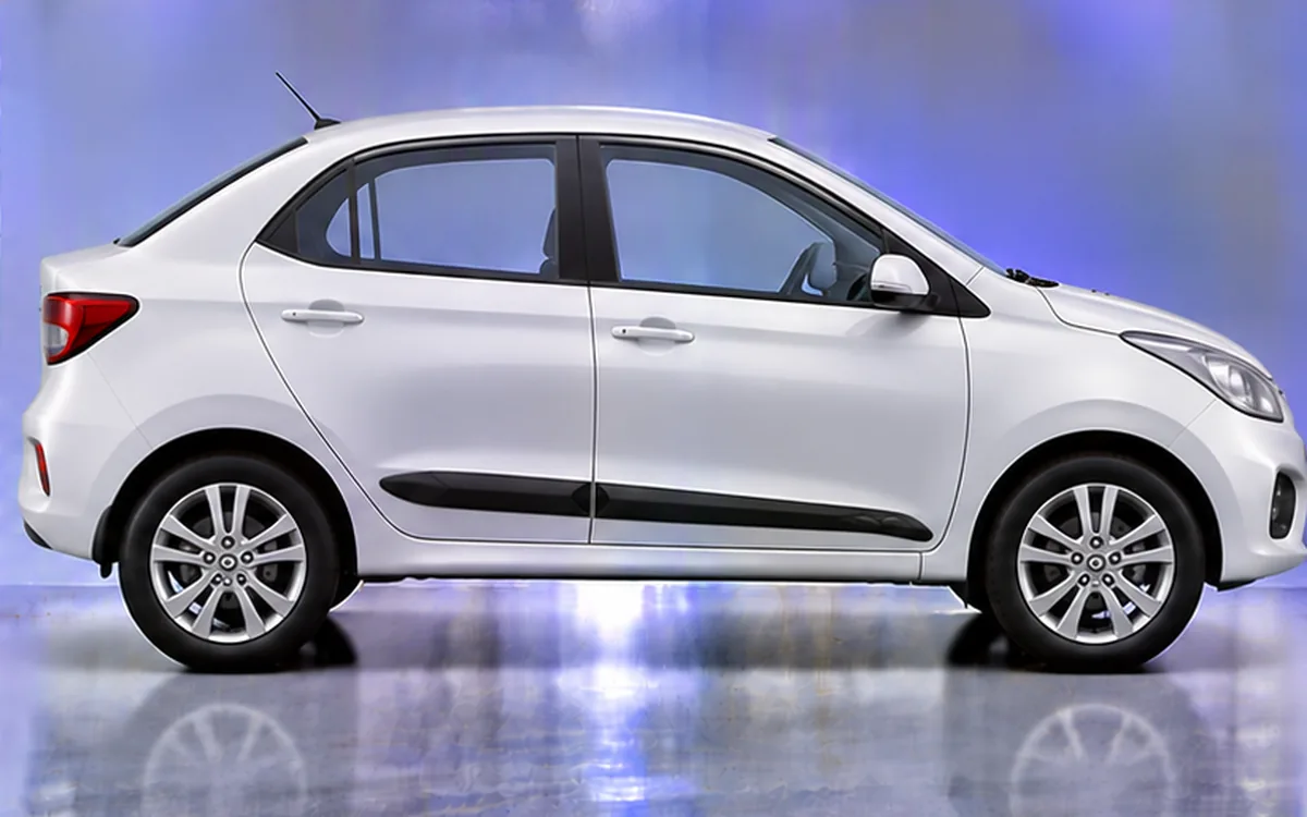 Hyundai Xcent, Black beading
